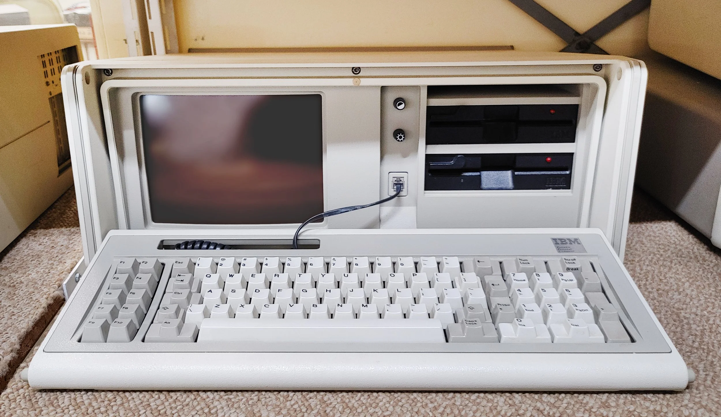 IBM+Portable+PC+5155.jpg?